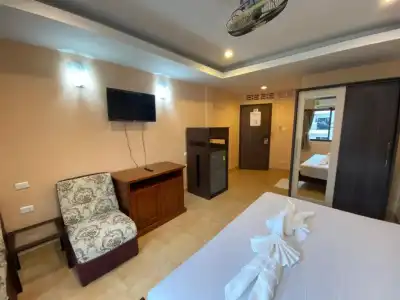 ZEN Rooms Soi Paradise Patong - 54
