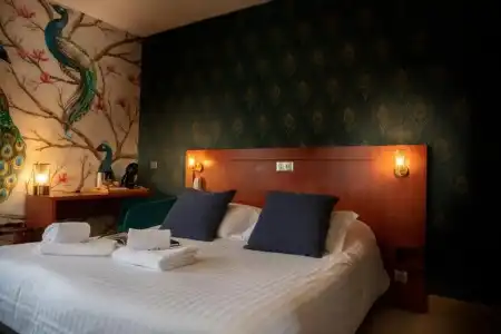 Logis Hôtel la Brèche - Restaurant Berthelot - 69