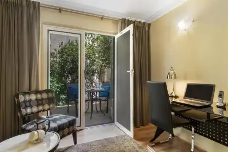 The Peninsula Riverside Serviced Apartments - 60