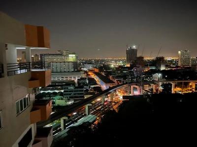 Mall Suites - 161