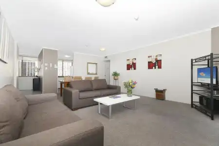 The Astor Apartments - 85