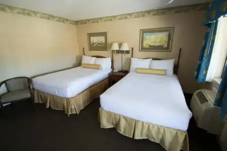 Flagship Inn and Suites - 48