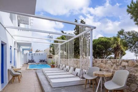 Loizos Stylish Residences - 10