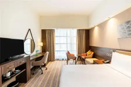 Hampton by Hilton Dubai Airport - 35