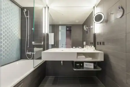 Radisson Blu, Lucerne - 8