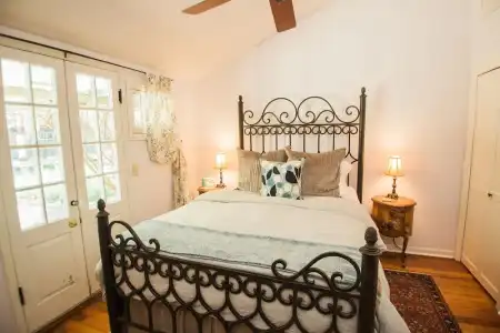 Park Lane Guest House - 102