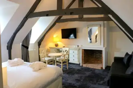 Best Western Le Cheval Blanc - Vieux Port - 174