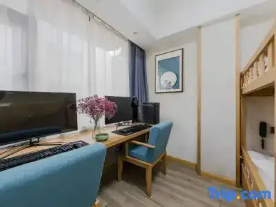 City Beach Resort - 114