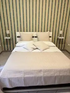 B&B 248 - 27