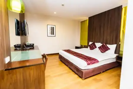 Bally Suite Silom - 28