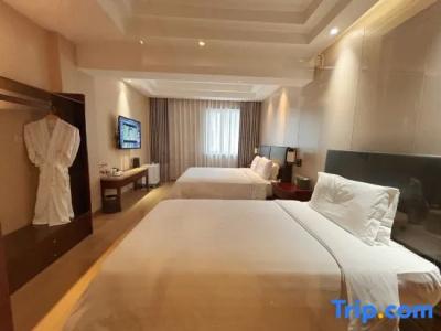 Guangzhou Zhejiang - 24