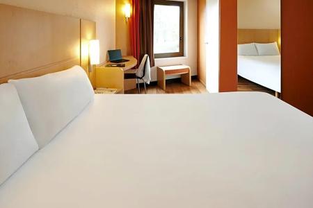 Ibis Marseille Centre Gare Saint Charles - 44