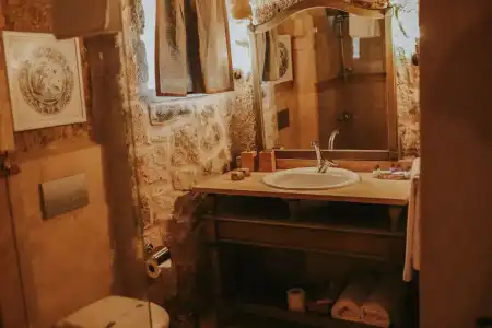 Elaa Cave - 63