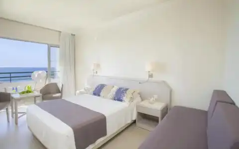 Louis Imperial Beach - 82