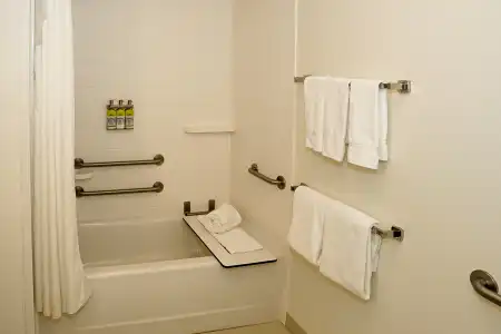 Holiday Inn Express & Suites Denver - Aurora Medical Campus by IHG - 33