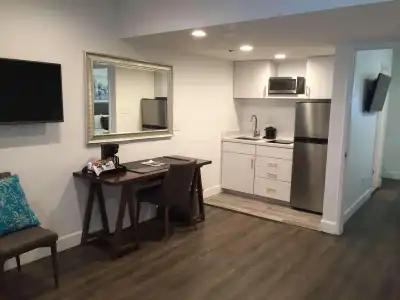 Hospitality Suite Resort - 22