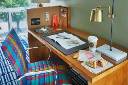 Graduate by Hilton Madison - 30