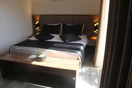 Mari Suites - 33