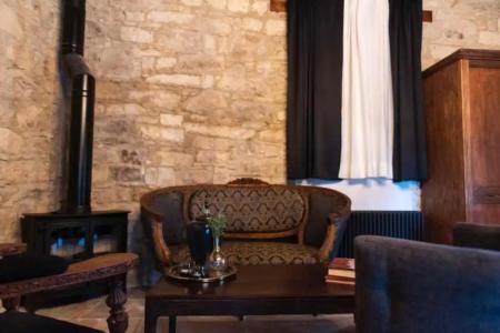 Oinou Strata - Adults Only - 44