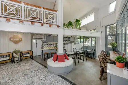 The Quarter Bangkok Poshtel & Coworking - Hostel - 21