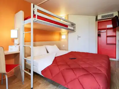 Hôtel Première Classe Toulouse Nord - Sesquières - 3