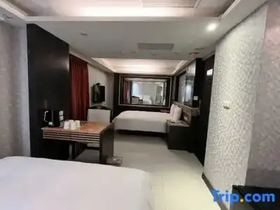 81 Premier Hollywood - 46