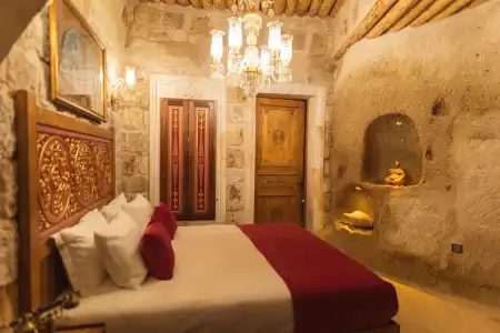 Solo Cave Suites - 10