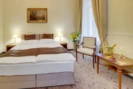 Windsor Spa - 22