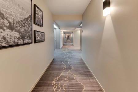 Radisson Phoenix Airport - 14