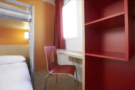 Hôtel Première Classe Caen Nord - Mémorial - 32