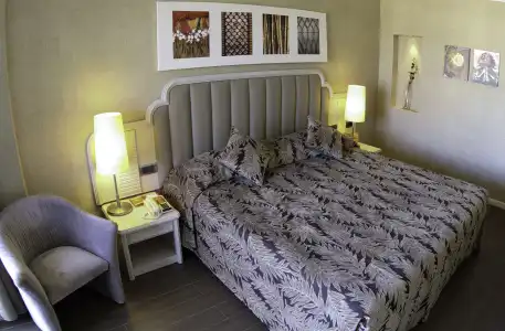 Elegances International - 3