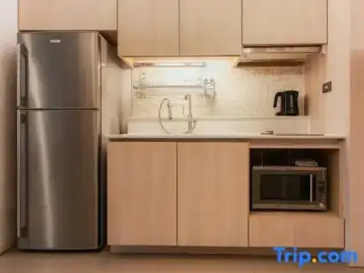 Balcony Seaside Sriracha & Serviced Apartments (SHA Extra Plus) - 309