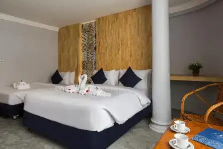 Pacific, Phnom Penh - 42