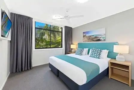 Ramada Resort Flynns Beach - 56