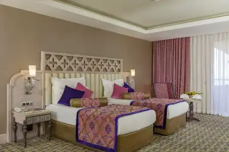 Royal Alhambra Palace – All Inclusive - 61