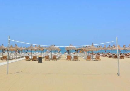 Sandy Beach Resort - 12