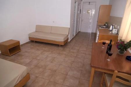Lambis Studios & Apartments - 64