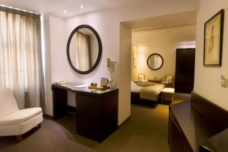 Golden Walls - 3