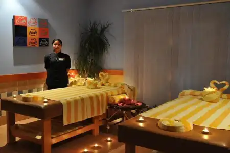 Marina Plaza, Tala Bay - 19