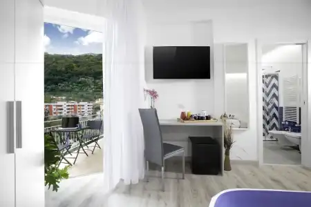 Sirocco Suites - 24