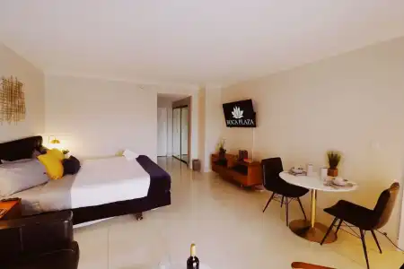 Boca Plaza - 11
