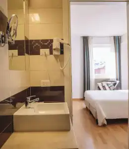 HB Aosta & Balcony SPA - 81