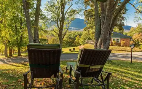 Wilburton Inn - 261