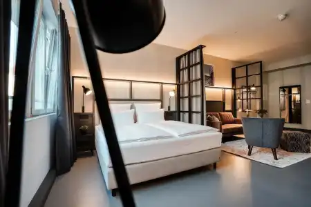 CLOUD No7 Apartments - 12