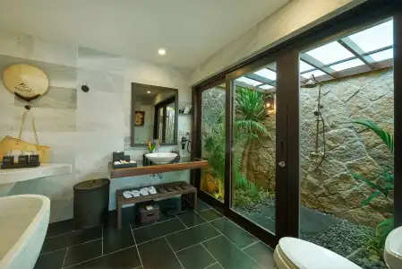 Beach Front Apartments - 8