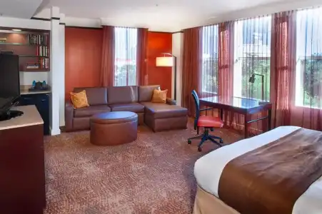 The Emily Morgan San Antonio - a DoubleTree by Hilton - 77