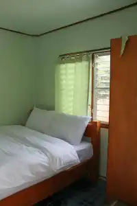 Sarm Mork Guesthouse - 17