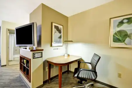 Hyatt Place Albuquerque/Uptown - 33