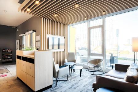 Moxy Berlin Airport - 31