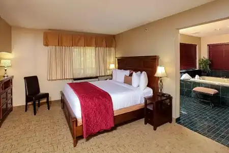 Quality Inn Oakwood - 63